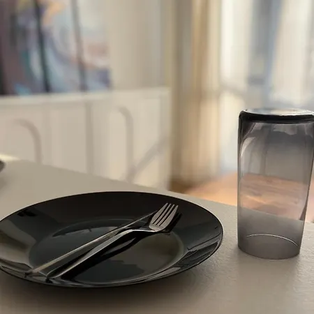 Comfort In - Modern, Bright By Flat Mаnаger *