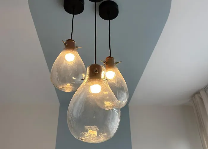 Comfort In - Modern, Bright By Flat Mаnаger Daire Varna