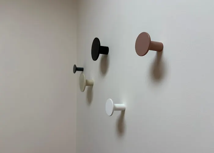 Comfort In - Modern, Bright By Flat Mаnаger Daire *